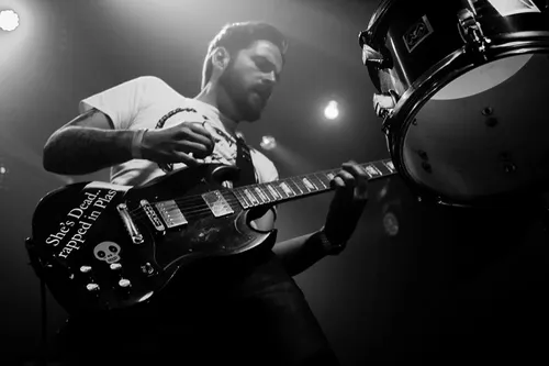 Guitar lessons with student